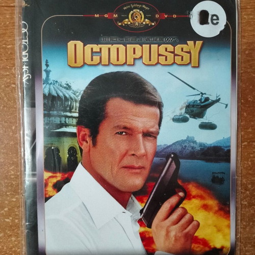 James Bond 8-Movie DVD Collection, 6 Special 007 Edition