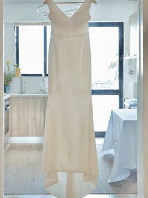 XIFARA silk wedding dress new, size S / 36
