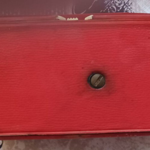 Siemens Taschensuper T2 vintage radio used, red kunstleder