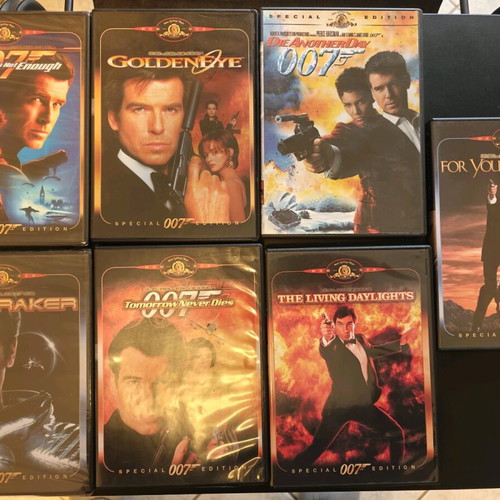 James Bond 007 DVD like new, 20 movies, 5 sealed