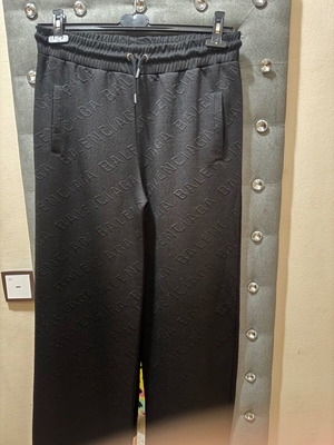Balenciaga φούτερ φόρμα και παντελόνι size XL μεταχειρισμένα, μαύρα