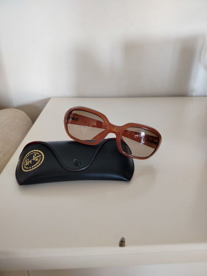 Ray-Ban слънчеви очила като нови, кафяви рамка и лещи