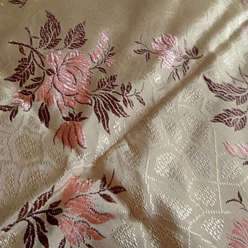 Quilt like new with exquisite fabric and unique aesthetic, 2.09x2.26 m