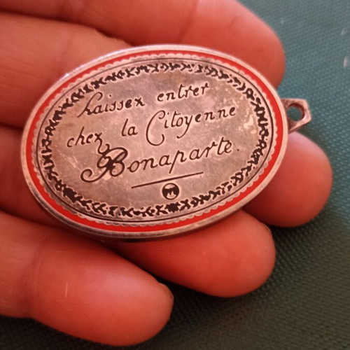 Vintage French Medallion Citoyenne Bonaparte with Enamel like new