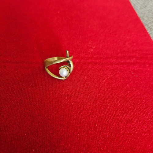 Ring used with pearl and gold-plated 925 silver