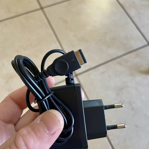 Charger for Nintendo DS Fat / SP new in excellent condition