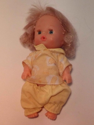 Παιδικές κούκλες Hasbro μεταχειρισμένες, πακέτο 3, ύψος 14 εκατοστά