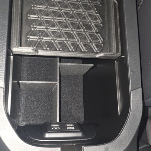 Console tray for Toyota Rav4 2019-2025 like new
