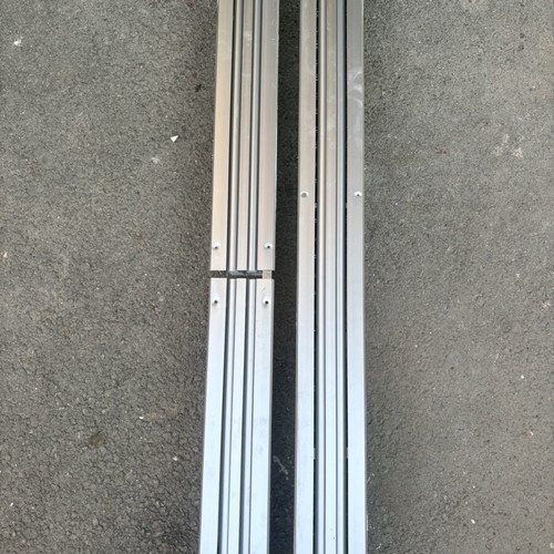 Aluminum Linear Air Conditioning Vents like new, 40m total