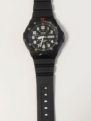 Casio MRW-200H-1BV battery watch with black and white dial