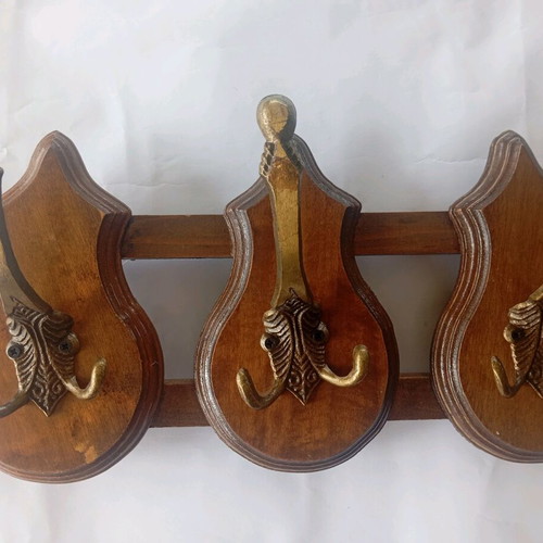 Wall hanger used with 4 hooks, length 66 cm