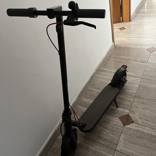 Xiaomi Electric Scooter 4, 25 km/h max speed, 35 km range