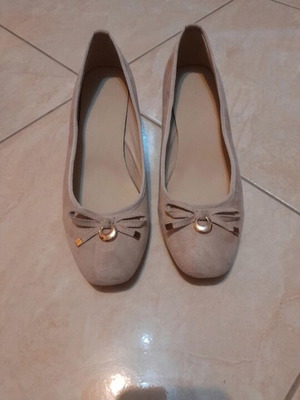 Low heel shoes lightly worn, beige, size 38