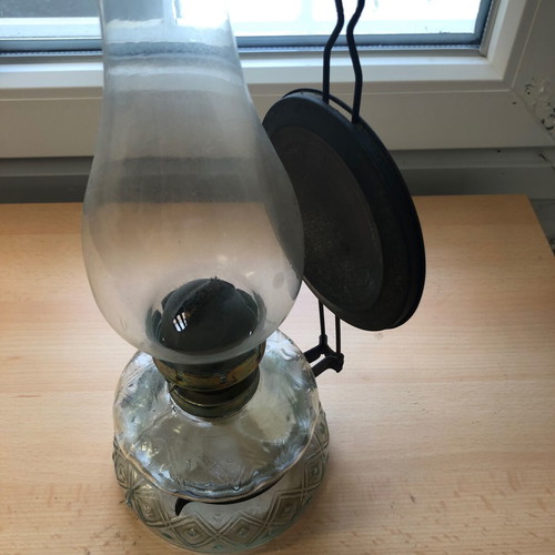 Antique oil lamp used with glass base and removable reflector