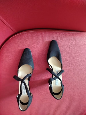Alberto Gucci Black Pumps Size 37.5 Like New