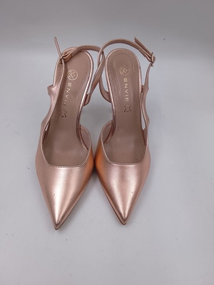 Envie shoes pumps size 38 like new, gold