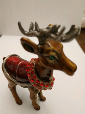 Cloisonné deer used with rubies and enamel