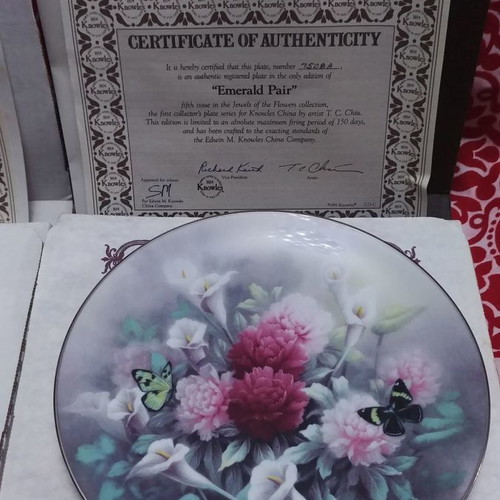 Bradex plate set 4 pcs new, E.M. Knowles Jewels of the Flowers porcelain 1991