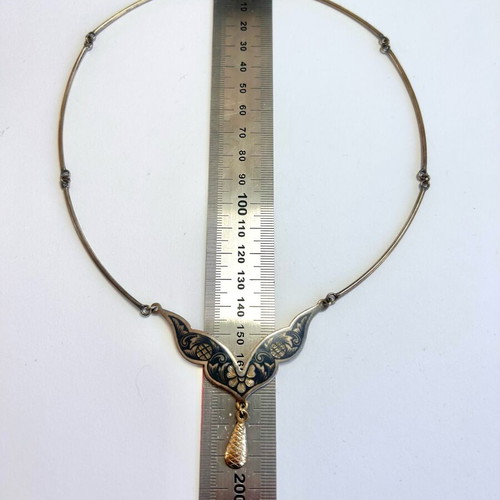 Vintage 925 silver necklace used with ornate pendant