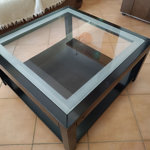 Coffee table handmade, like new, 80x80 with glass top