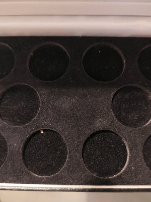 Coin case for 10 pounds used