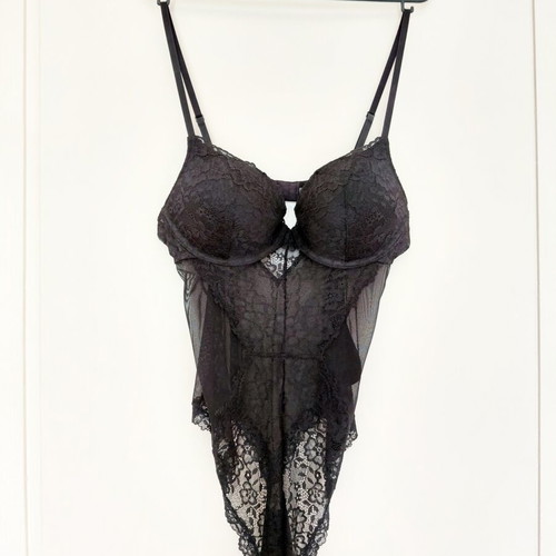 H&M sexy lace bodysuit black M-L