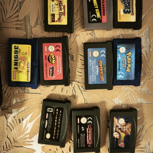 Game Boy Advance used, bundle in very good condition