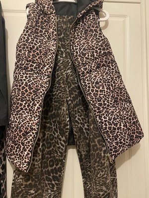 Animal print Lumina pants and hooded vest new
