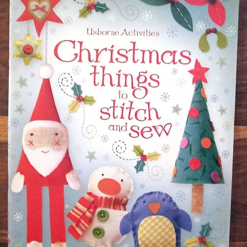 Christmas Things to Stitch and Sew book like new, English