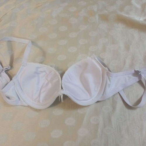 Bras used, pack of 5, size 70B