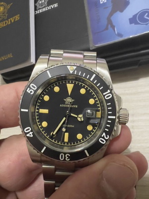 Addiesdive гмуркачки часовник нов, 200м водоустойчив, неръждаема стомана