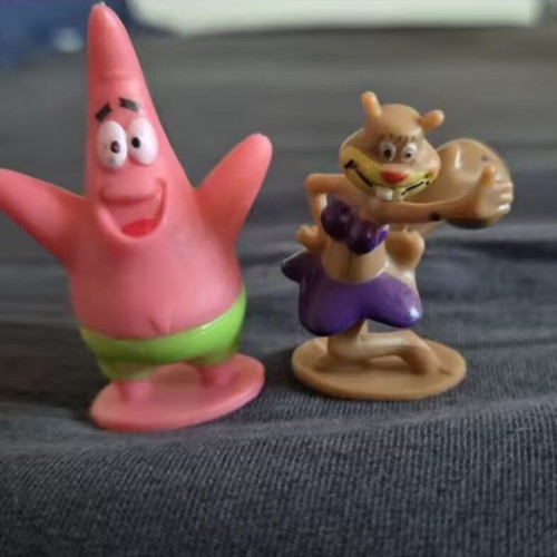 SpongeBob 6 figures new, pack