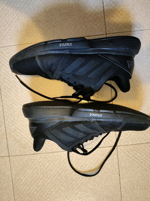 Τένις Adidas CourtJam Bounce μέγεθος 42 2/3 σαν καινούργια