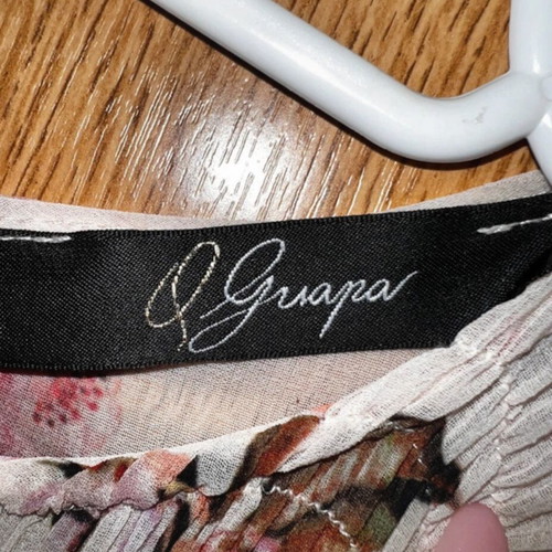Q Guapa blouse like new, size small, multicolored