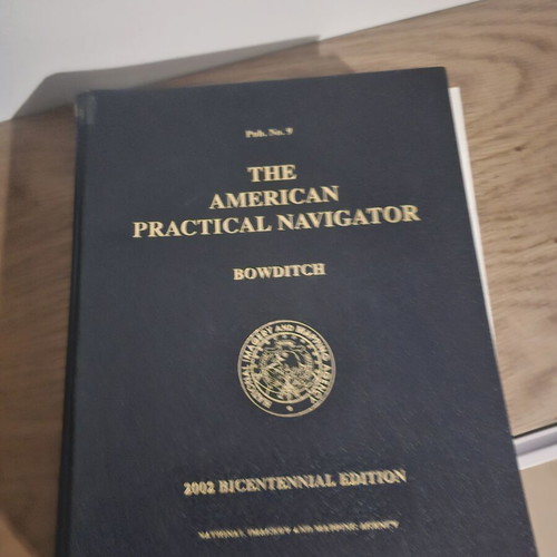 The American Practical Navigator book like new, English