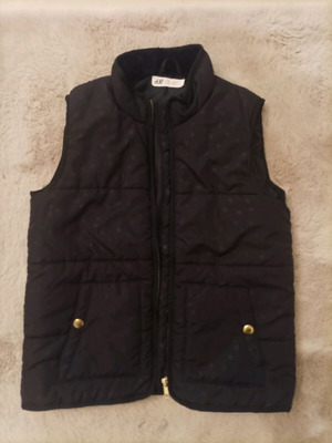 H&M sleeveless jacket used for age 8-10 years