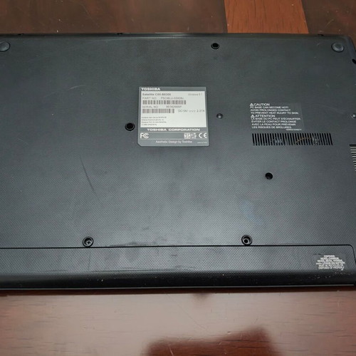 Toshiba Satellite C55‑B5300 15.6" laptop used for parts