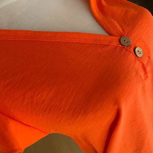 Women's blouse coral color size medium new