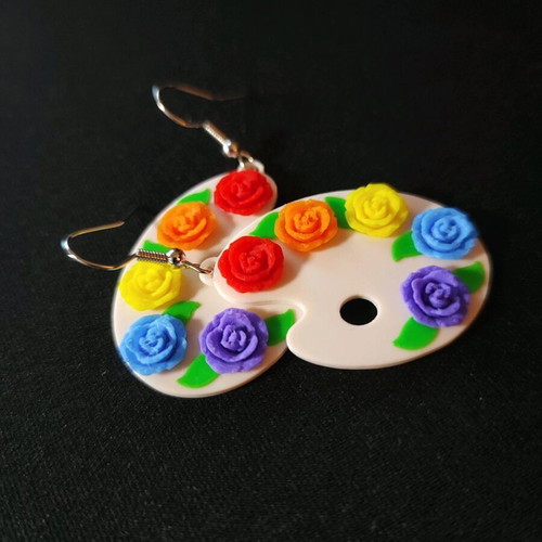 Spring Pallet dangling earrings new, multicolored