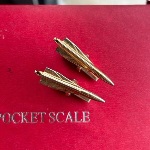 Airplane cufflinks used
