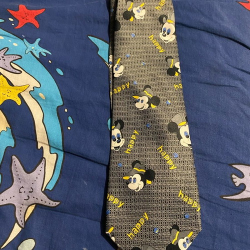 Tie like new with Mickey Mouse design