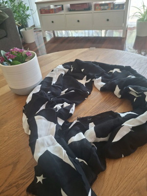Scarf white-black with stars like new