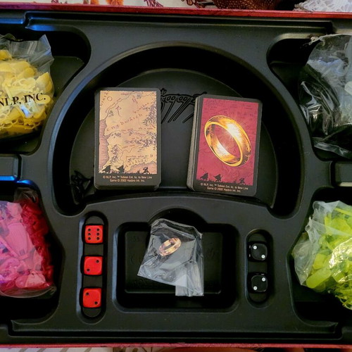 Risk Lord of the Rings board game like new