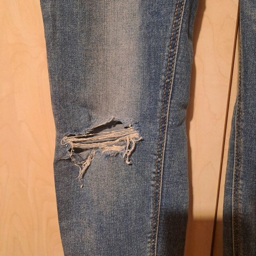 Jeans high waist pants like new with holes and frayed edges