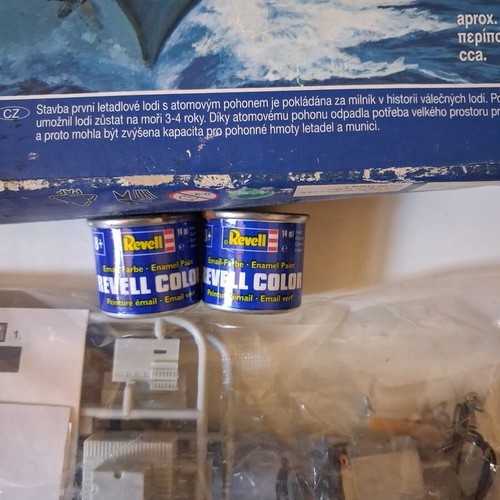 USS Enterprise CVN-65 Aircraft Carrier Model 1:800 like new, sealed
