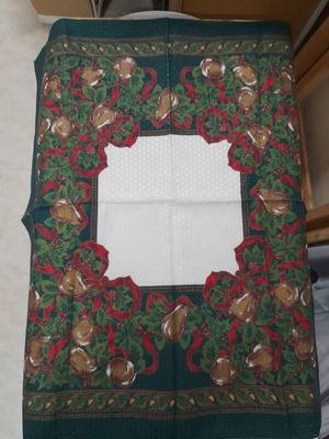 Tablecloths used, set of 2 square for medium table