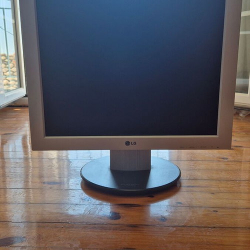 LG Flatron L1730S 17'' computer monitor like new