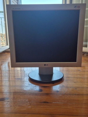 LG Flatron L1730S 17'' computer monitor like new