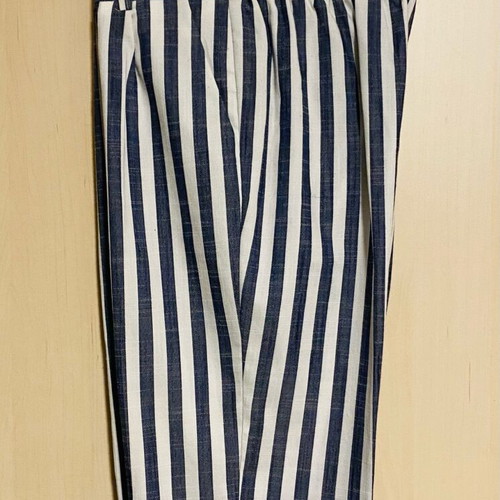 Stradivarius striped white and blue pants new, elastic waist