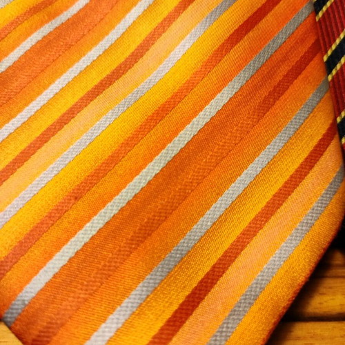 Ties like new, pack of 3 with beautiful patterns